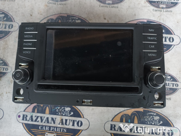 Display navigatie Volkswagen Passat B8