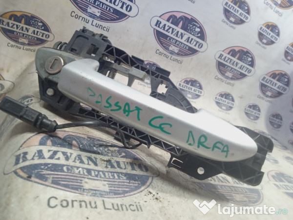 Maner exterior dreapta fata Volkswagen Passat CC 2011