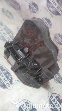 Broasca stanga spate BMW F10