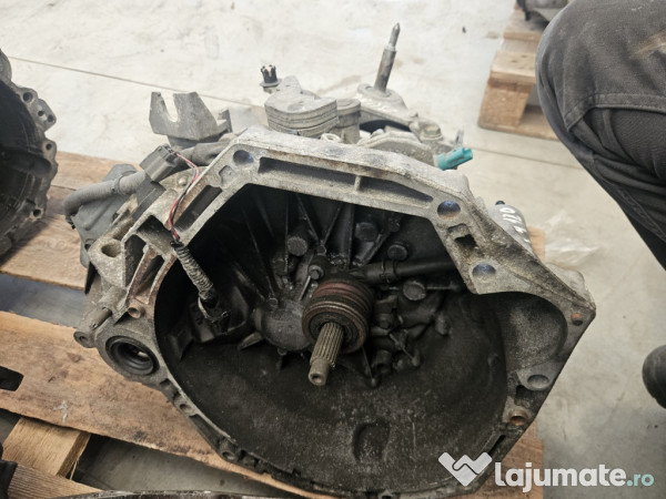 Cutie de viteze 6 trepte Nissan Juke 1.5 Motorina 2011