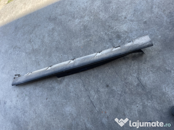 Prag stanga plastic Ford B-MAX 1.0 Benzina 2015