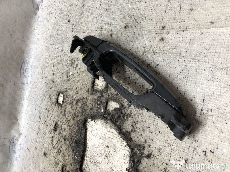 Maner exterior stanga fata Suzuki Vitara 2015