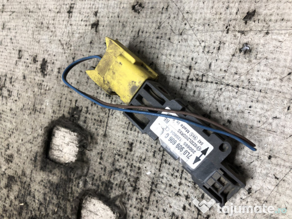 Senzor impact Volkswagen Touareg 2012