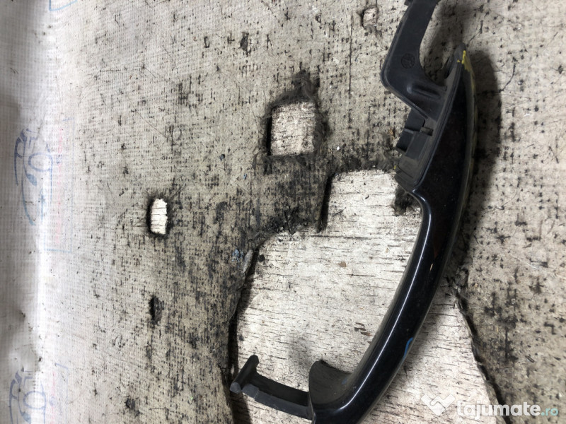 Maner exterior stanga fata Volkswagen Passat CC 2011