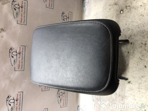 Cotieră Skoda Karoq 2019