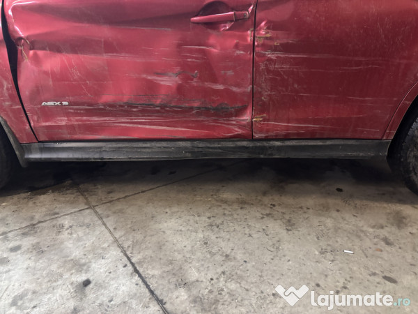 Prag stanga plastic Mitsubishi ASX 1.8 Motorina 2012