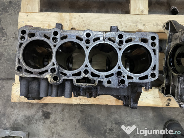 Bloc motor Volkswagen Jetta 1.6 Motorina 2012