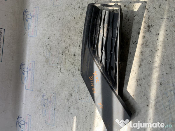 Grila proiector dreapta Skoda Kamiq - Benzina 2024