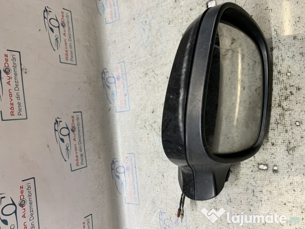 Oglinda dreapta incompleta BMW X1 - Motorina 2010
