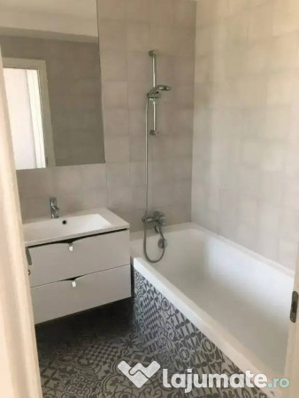 Apartament 3 camere zona Parcul Carol ! 