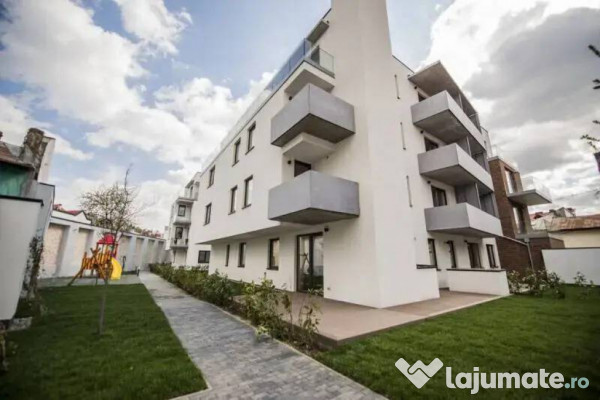 Apartament 3 camere zona Parcul Carol ! 