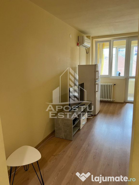 Apartament cu 1 camera | etaj intermediar | 35 mp | Zona ... 