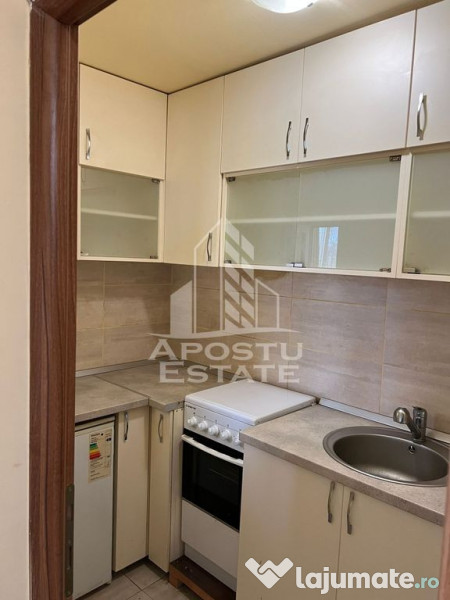 Apartament cu 1 camera | etaj intermediar | 35 mp | Zona ... 