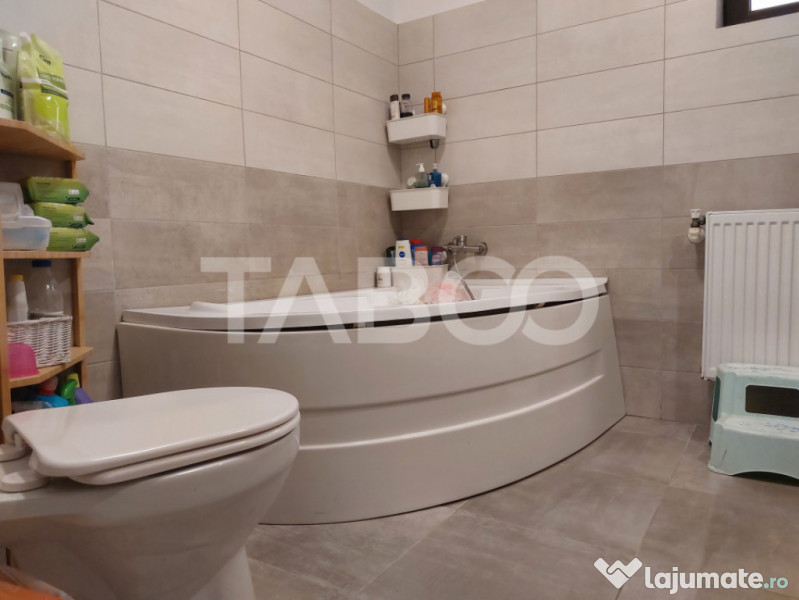 Pret avantajos-Casa individuala 146 mp 5 camere 238 mp teren 