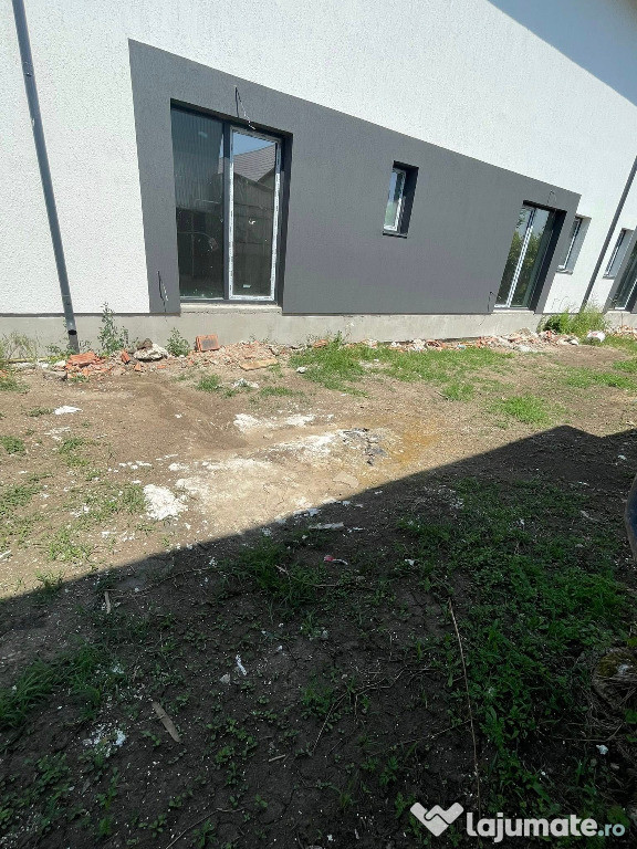 Apartament 2 camere|Finisaje la alegere|curte+2locuri parcare