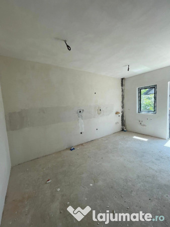 Apartament 2 camere|Finisaje la alegere|curte+2locuri parcare