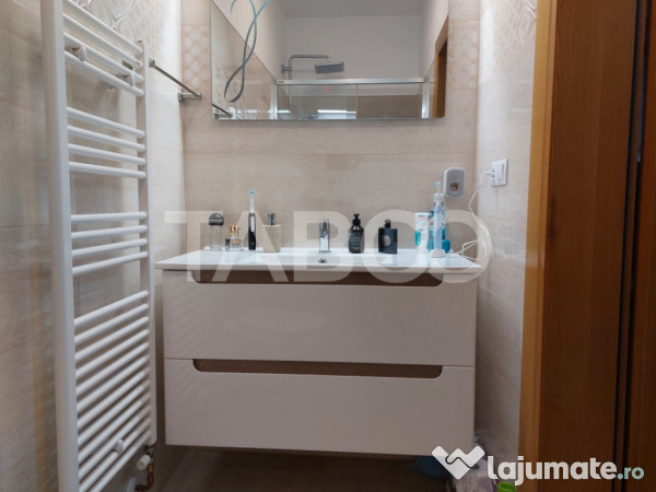 Casa 109 mp 4 camere pivnita terasa loc parcare curte comuna 