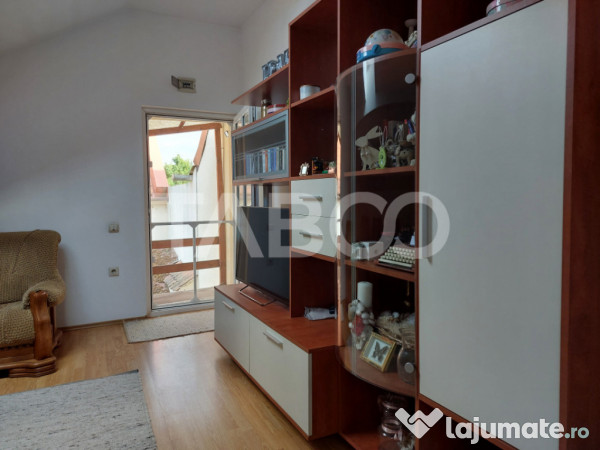 Casa 109 mp 4 camere pivnita terasa loc parcare curte comuna 