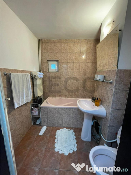 Reco Apartament 3 camere, chirie in Nufarul 