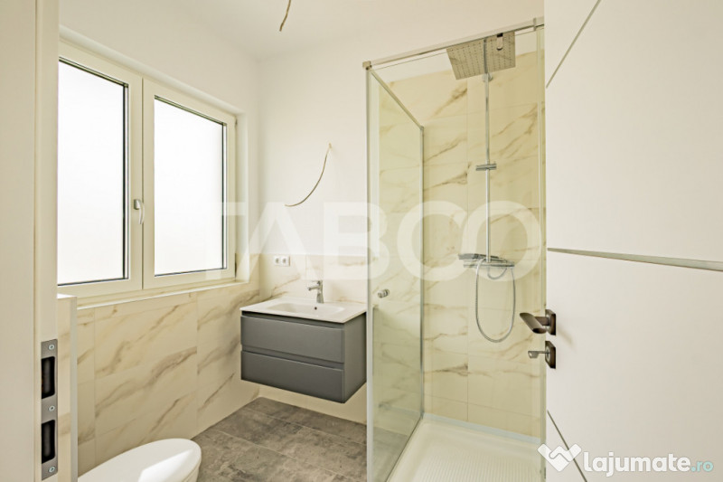 Casa individuala de vanzare 177 mpu 5 camere garaj 3 terase 