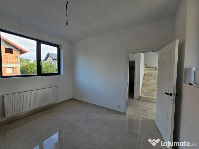 Vila spatioasa tip duplex, Comuna Berceni - Pret avantajos