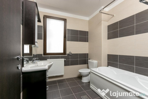 Vilă spațioasă și elegantă în Pipera – zona Porsche