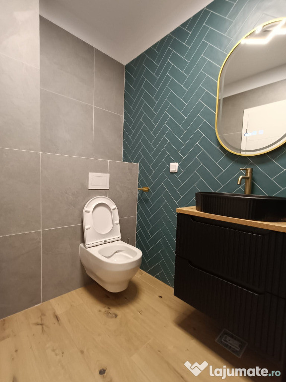 Apartament cu 3 camere, finisat,mobilat,utilat, zona Eroilor 