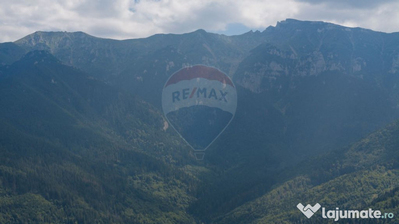 Teren Panoramic in Bran – Vedere spre Bucegi & Piatra C...