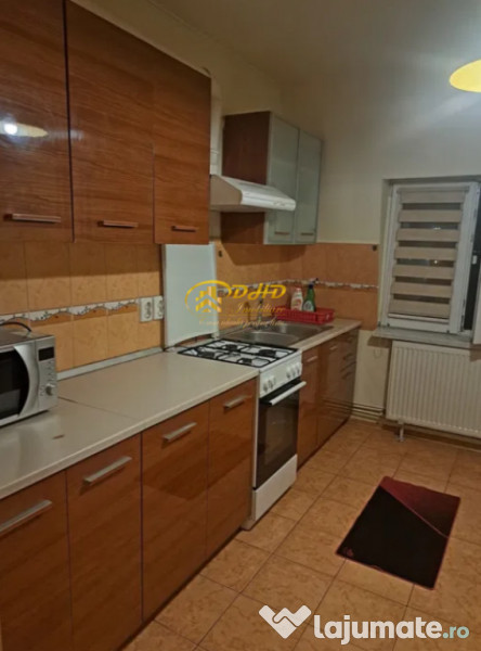 PODU ROS, apartament 4 camere, Decomandat