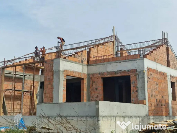 Vila unifamiliala construita corect in Cernica cu acces u... 