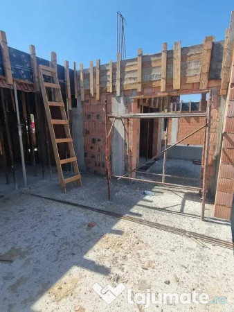 Vila unifamiliala construita corect in Cernica cu acces u... 