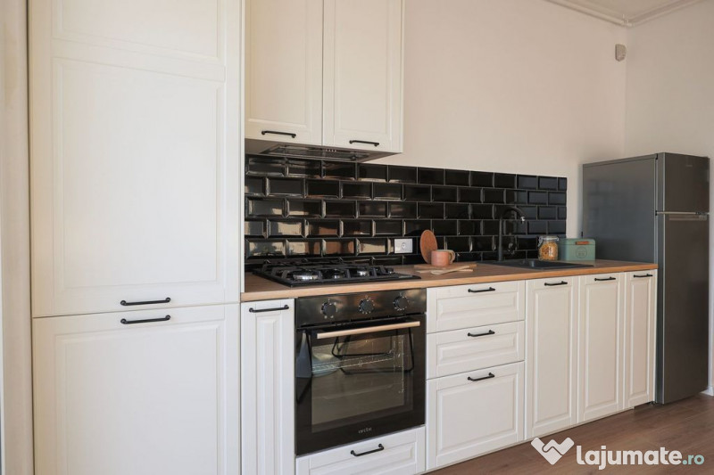 Așteptarea a luat sfârșit! Avem prețurile pentru noul... 