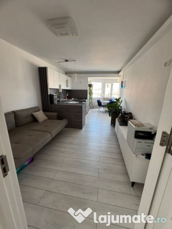 APARTAMENT 3 CAMERE , DECOMANDAT , TOMIS NORD 