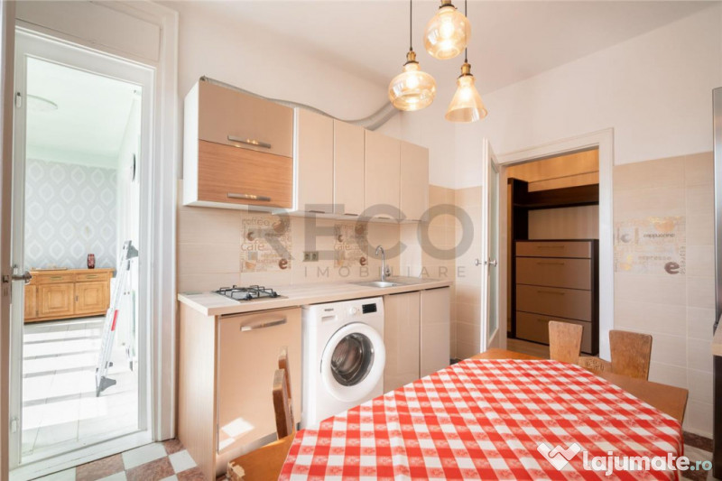RECO apartament cu 3 camere in zona ultracentrala 