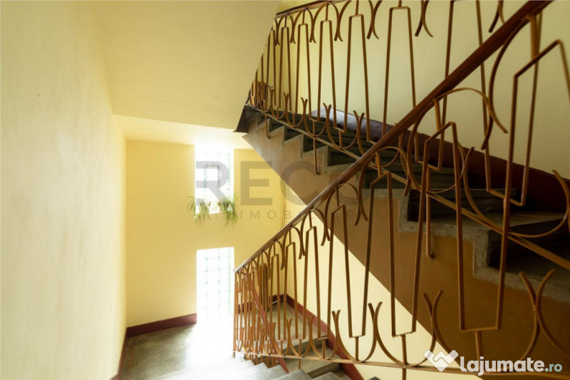 RECO apartament cu 3 camere in zona ultracentrala 