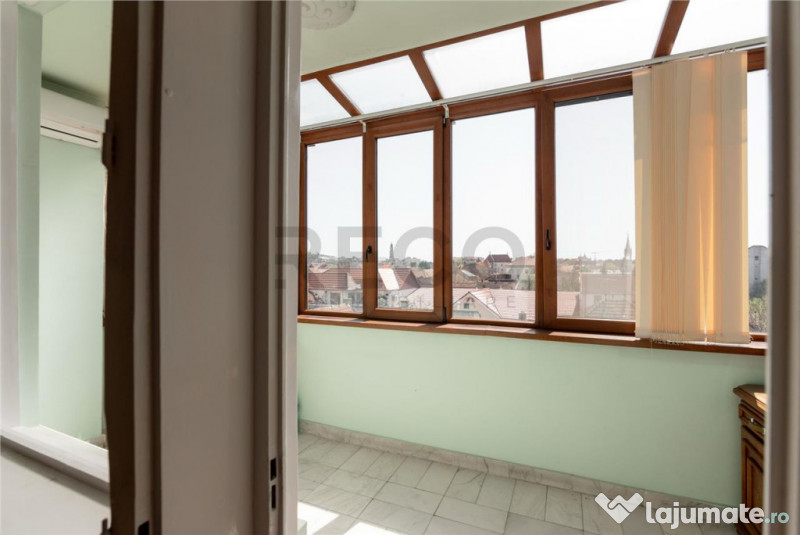 RECO apartament cu 3 camere in zona ultracentrala 