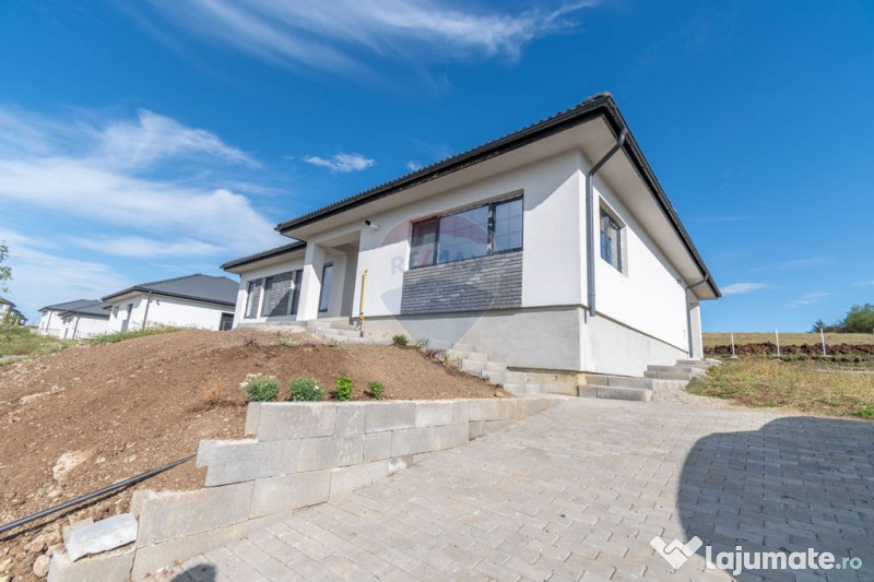 Casa de vanzare, Jucu de Sus, Luminis, 118mp, Finisata Ut... 