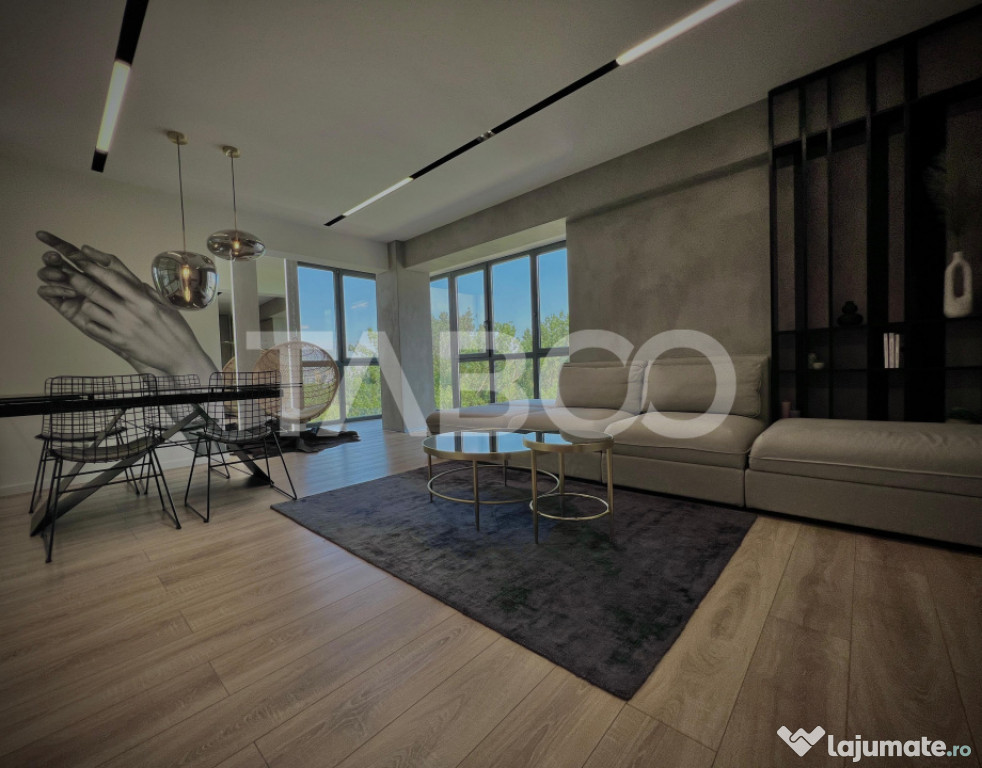 Apartament ultrafinisat cu 2 camere de vanzare si parcare Gh 