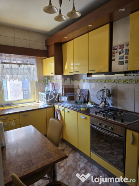Apartament 3 camere, mobilat situat in Zona Capitol 