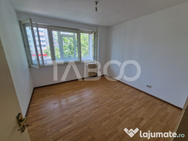 De vanzare apartament 2 camere Obor balcon mare proximitate 