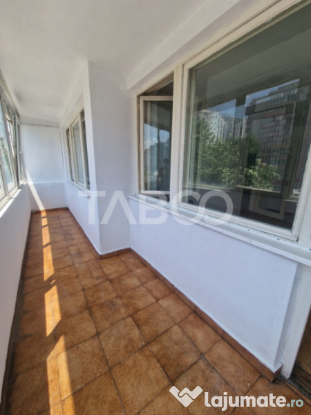 De vanzare apartament 2 camere Obor balcon mare proximitate 
