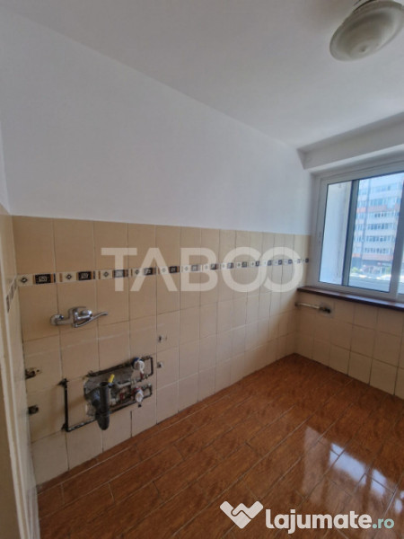 De vanzare apartament 2 camere Obor balcon mare proximitate 