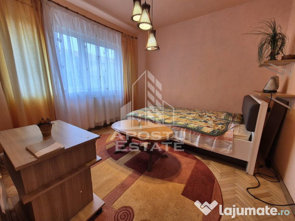 Apartament cu 3 camere, 65mp, zona Lipovei 