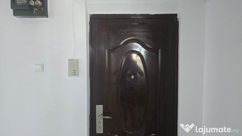 Vand apartament 3 camere in Deva, str. Scarisoara (Astoria), etaj 3, 