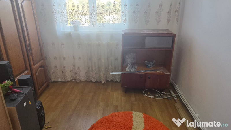 Vand apartament 3 camere in Deva, str. Scarisoara (Astoria), etaj 3, 