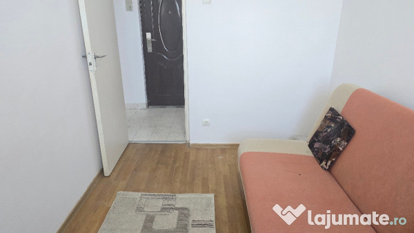 Vand apartament 3 camere in Deva, str. Scarisoara (Astoria), etaj 3, 