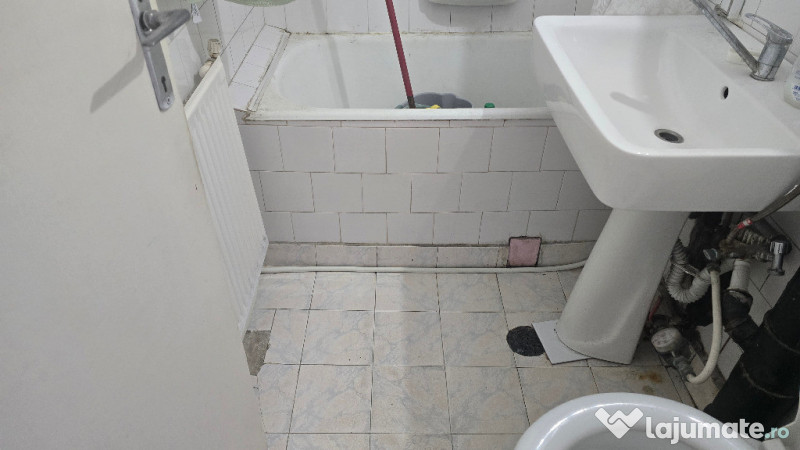 Vand apartament 3 camere in Deva, str. Scarisoara (Astoria), etaj 3, 