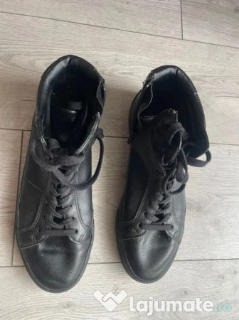 Pantofi sport de toamna primavara Pull&Bear 