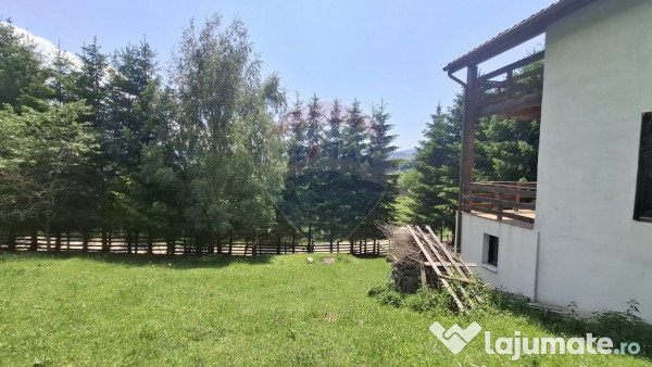 Casă de vacanță in Măgura, la poalele Munților Piatr... 