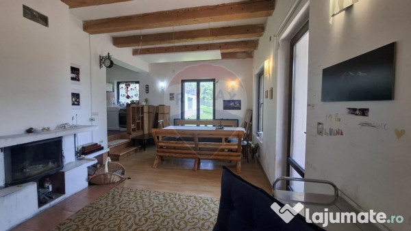 Casă de vacanță in Măgura, la poalele Munților Piatr... 